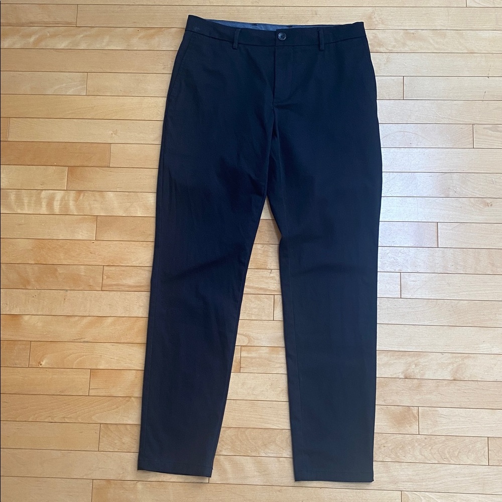 Old Navy Men's Black Chinos - 31x32